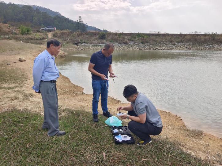 峨山县防震减灾局开展宏观观测点巡检.jpg