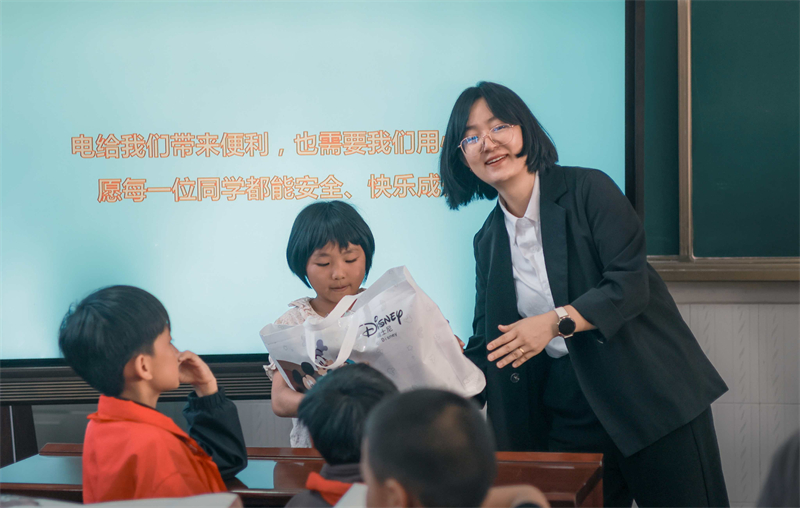 微信图片_20251014150409_367_3.jpg