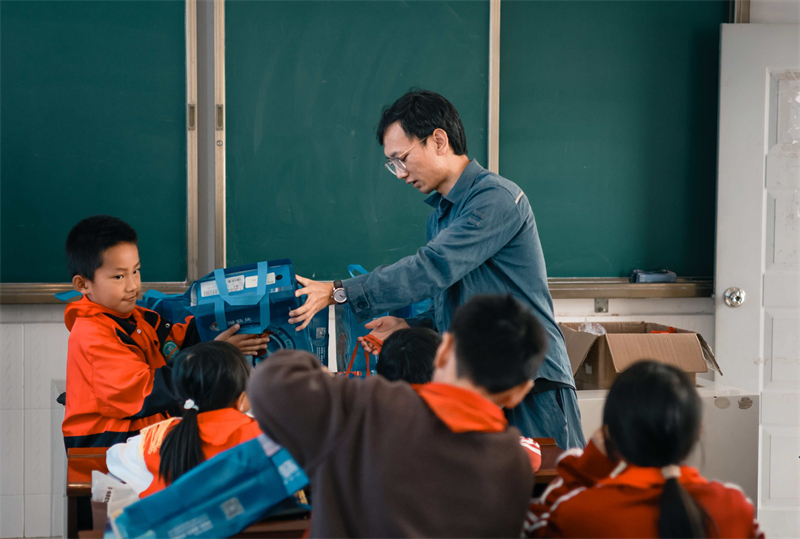 微信图片_20251014150408_366_3.jpg